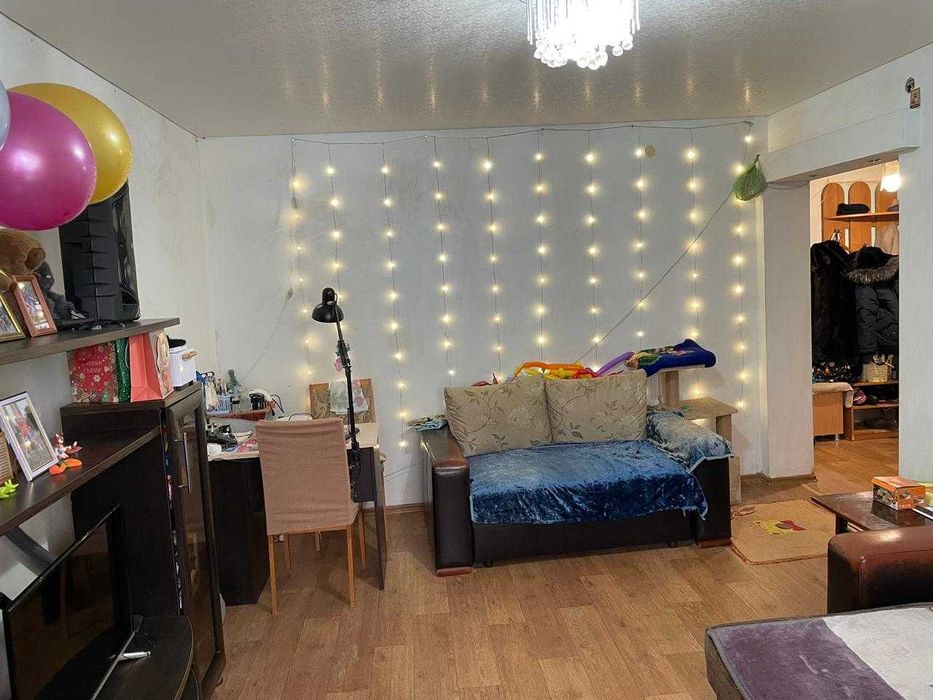 Продам 2-комн. кв,2/5 Военный городок