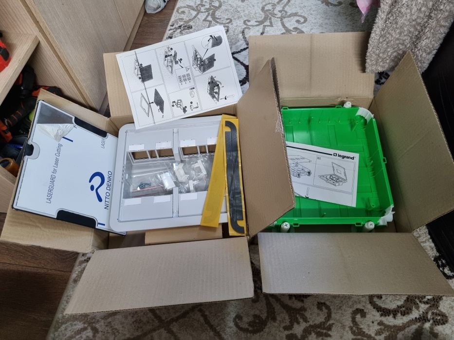 Напольная розетка лючек для Розеток.