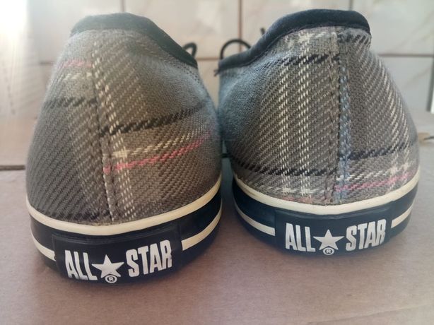 Converse nr. 37, interior 23,5