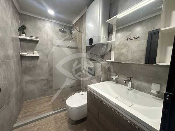 Продава се Двустаен апартамент в Пловдив, Младежки Хълм - 63 кв.м за 2445 €/кв.м - Снимка #4