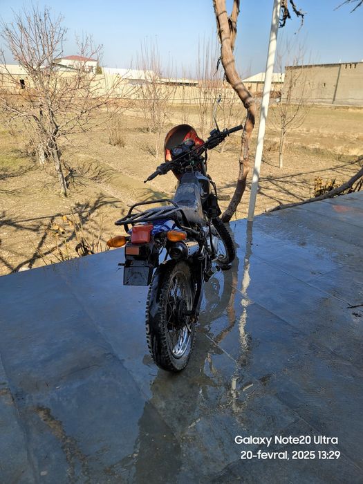 Lifan mototsikl sotiladi