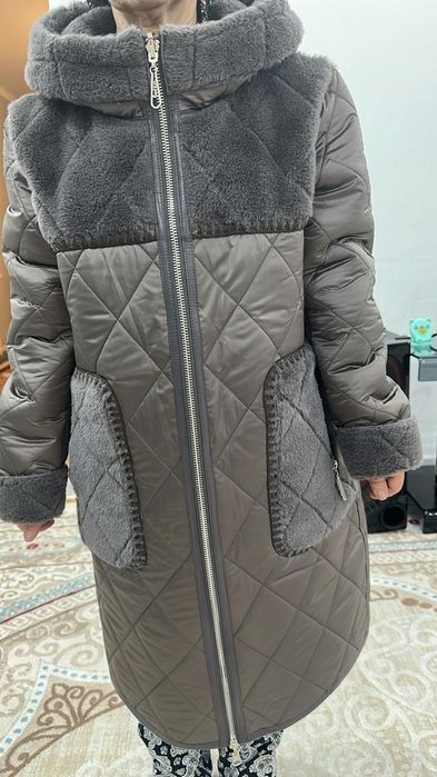 Дубленка сатылады.