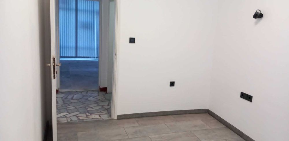 Дава се под наем Магазин в Кубрат - 60 кв.м за 255 € - Снимка #8