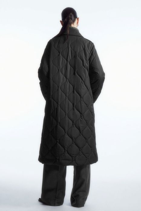 Дамско зимно яке на COS дълъг нов модел