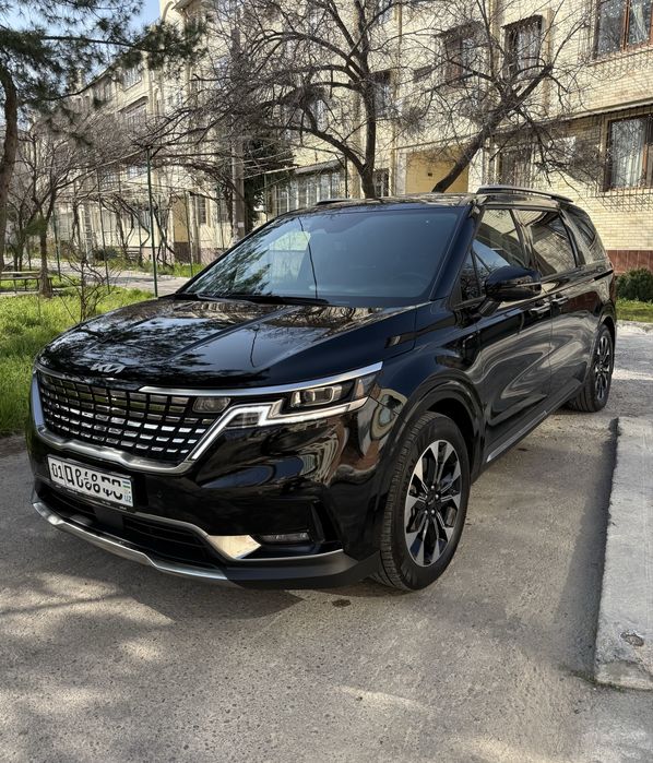 Kia Carnival Luxe 2023/25 Yengi