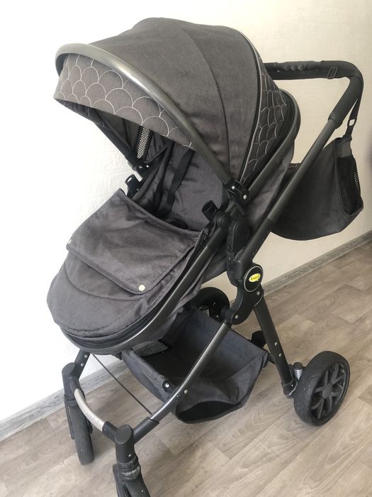 Продаётся коляска в отличном состоянии.