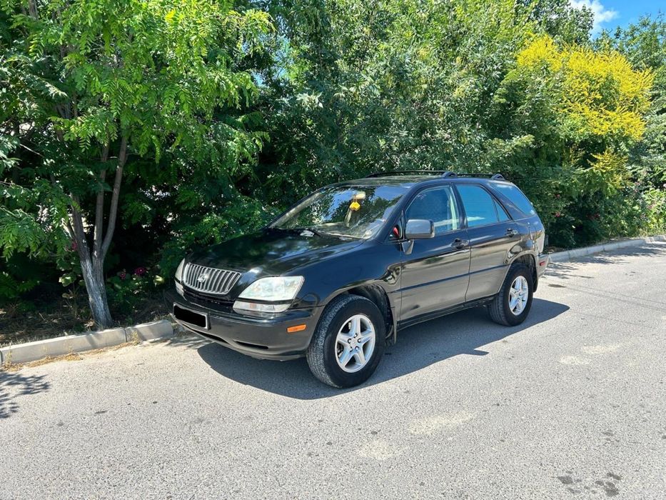 Лексус рх 300 ,2000 г срочно