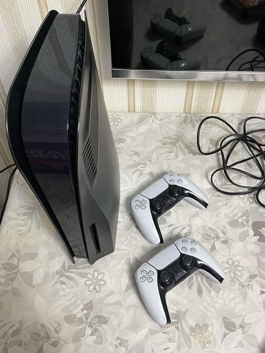 Play Station 5 , Digital edition , 667GB