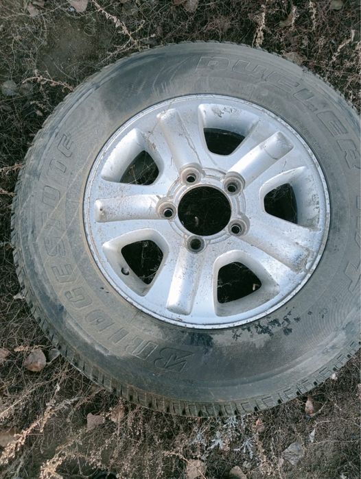Продам автошины Brigestone. 275/65 R17