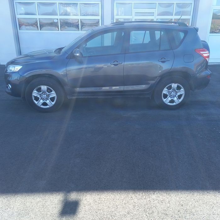 Toyota  RAV-4 d4d 150 ps 2011г на части