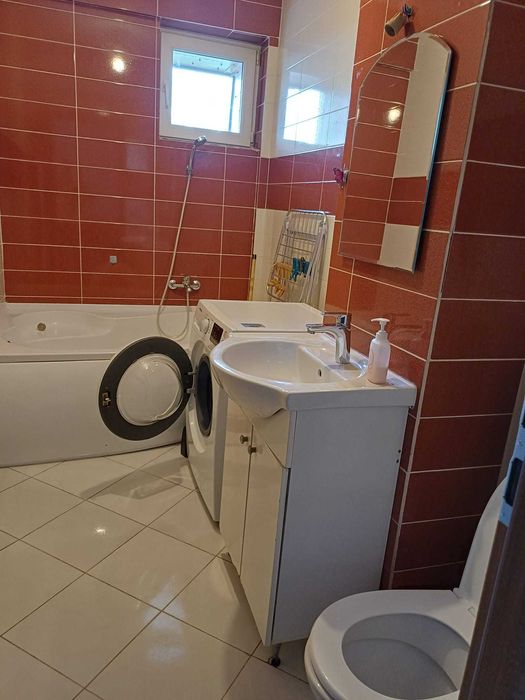 Proprietar Inchiriez apartament 2 camere la 50m de metrou Aparatorii Patriei Berceni