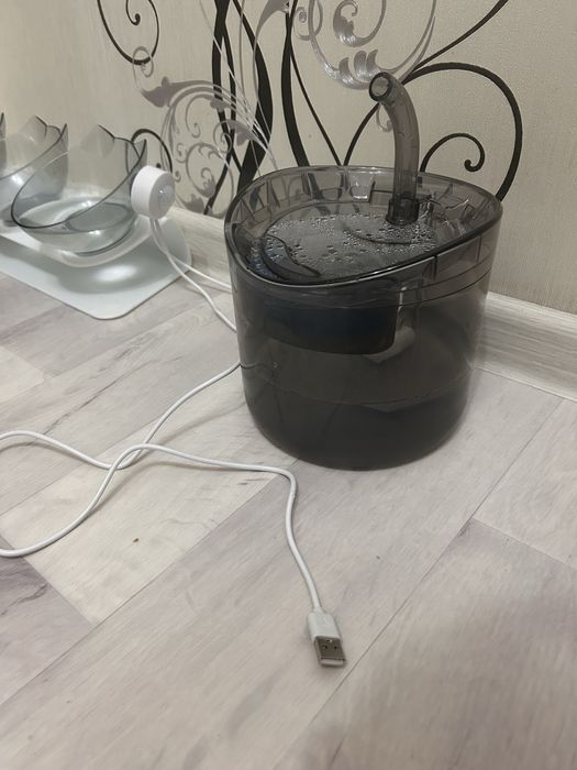 Поилка для кошек