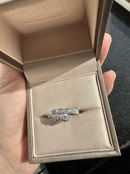 Bulgari serpenti кольцо