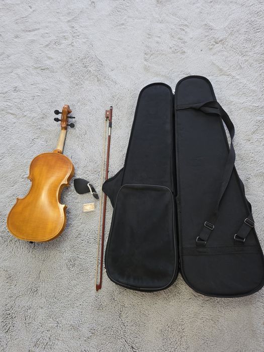 Set complet Vioară acustică pentru studiu + Arcuș, Toc (Cutie) și Sacâz