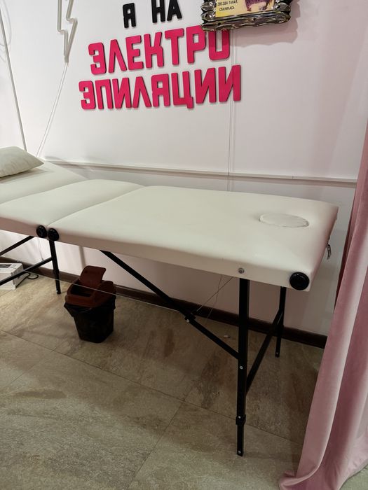 Продам кушетку массажный стол