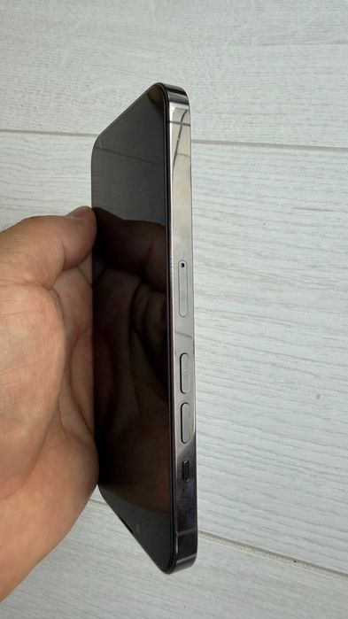 iPhone 13 Pro 1TB Graphite