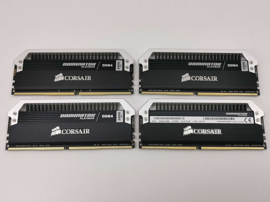 Corsair Dominator Platinum 32GB kit (4x 8GB) CL10 2400MHz DDR4 рам памет