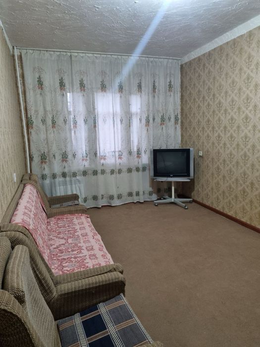 2х комнатная в 1 микрорайоне чистая