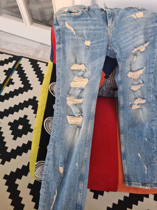 Jeans zara noi cu eticheta