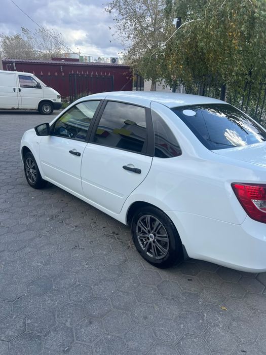 Лада Гранта 2018 года