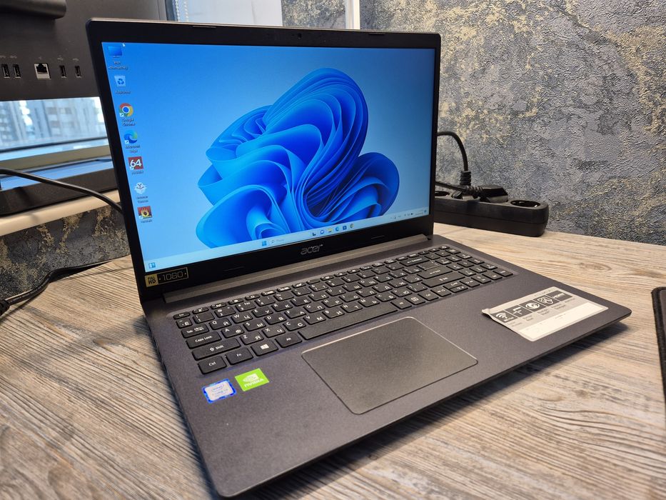 Ноут Acer для работы Corei3\тянет доту контру