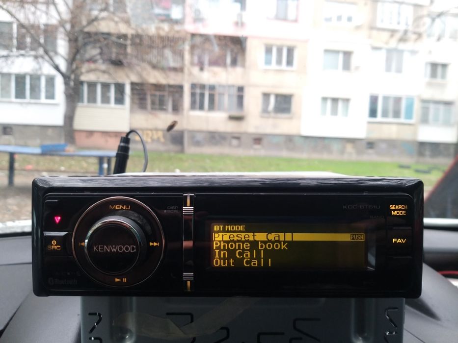 Авторадио Kenwood KDC-BT61U