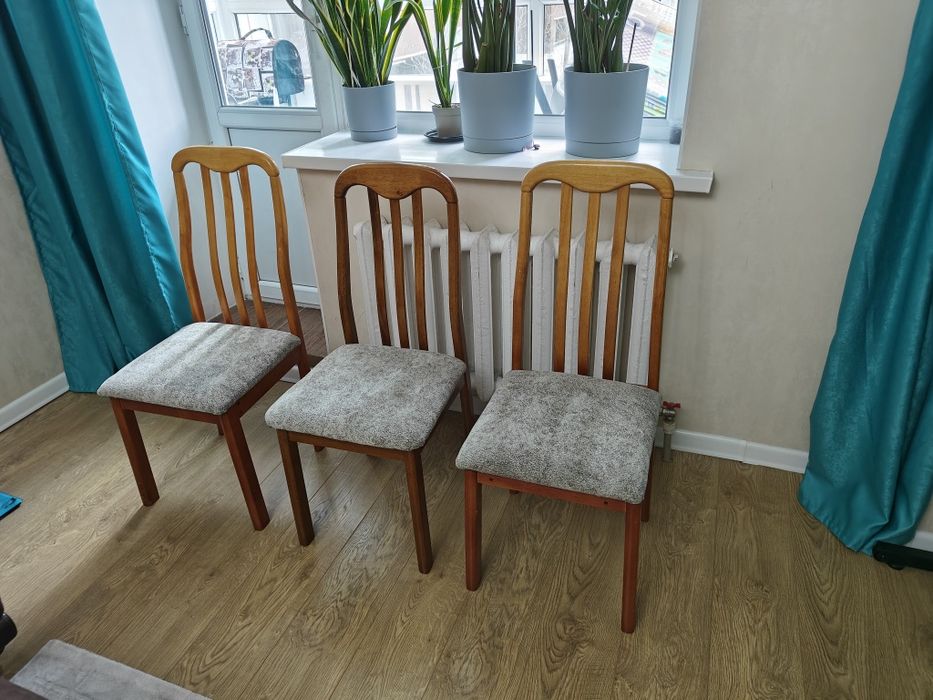 Продам стулья в хорошем состоянии