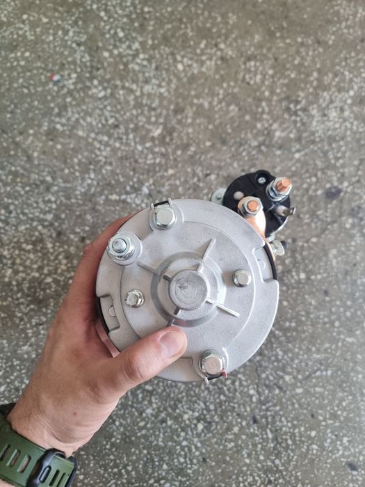 Electromotor nou CASE International