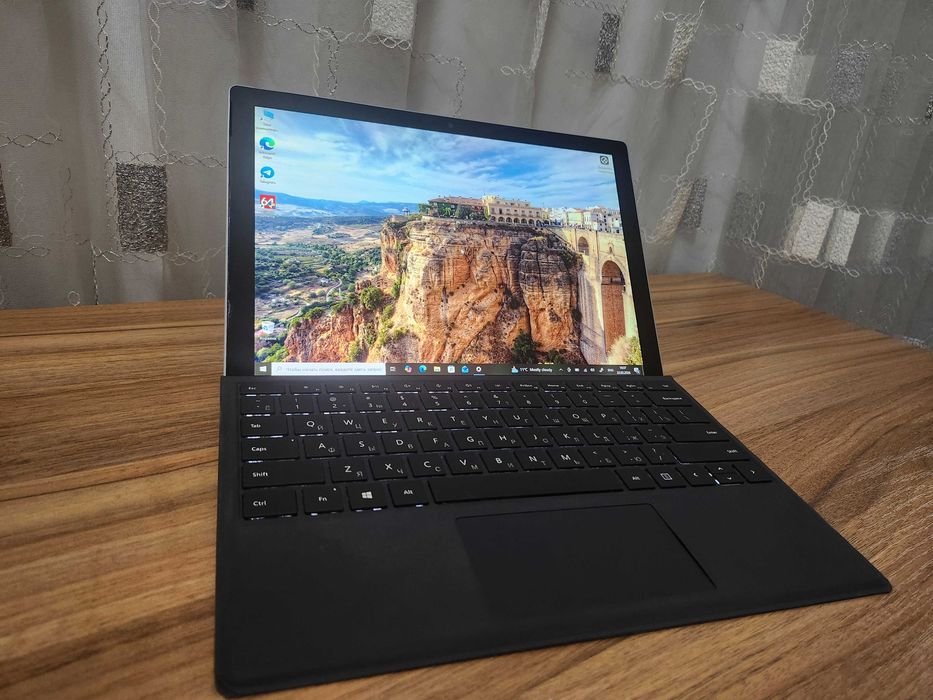 Microsoft Surface Pro 6