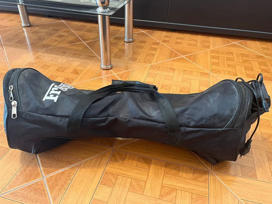 Hoverboard Freego – utilizat, cu husă și încărcător |