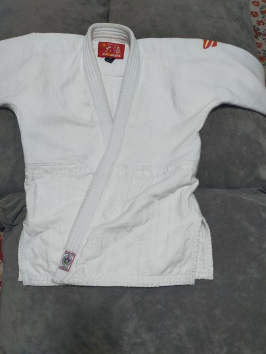 Кимоно сакура размер 150 почти новый