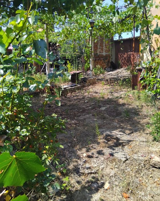 Продава къща в с.Слатино общ.Бобошево