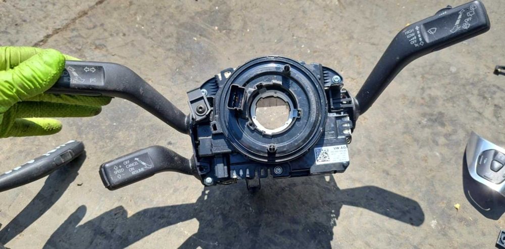 Calculator / modul frana de mana Audi A4 B8 an 2010 cod 8K0907801F