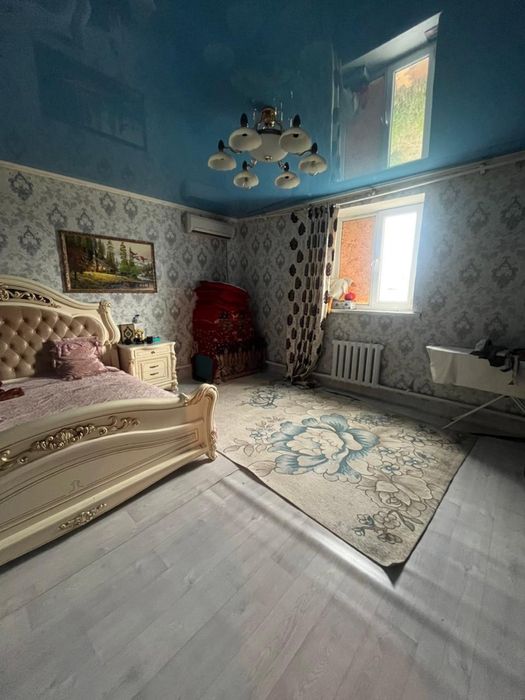 Продаётся дом двухэтажный мансард