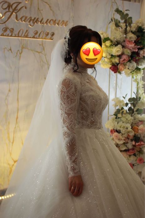 Свадебное платье