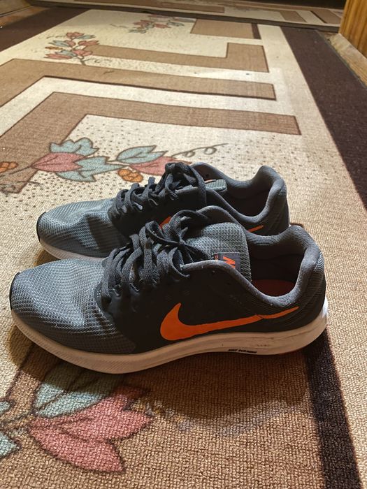 Nike маратонки