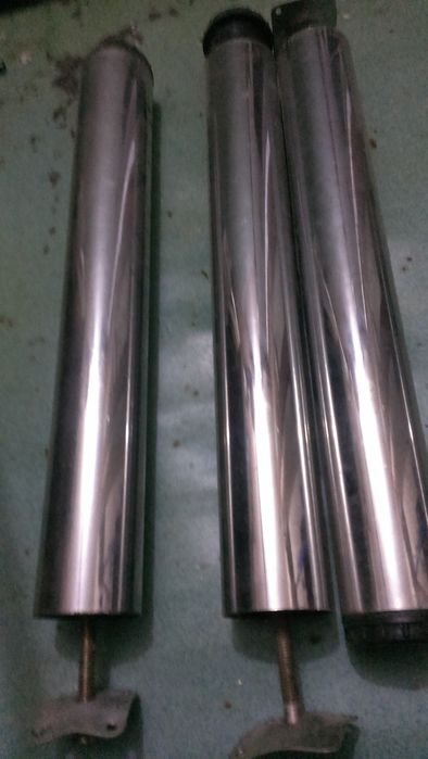 Vând 4 picioare metalice reglabile