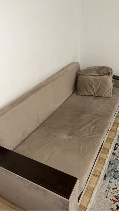 Диван б/у  срочная продажа