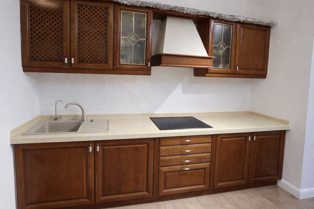 Продам шикарный кухонный гарнитур