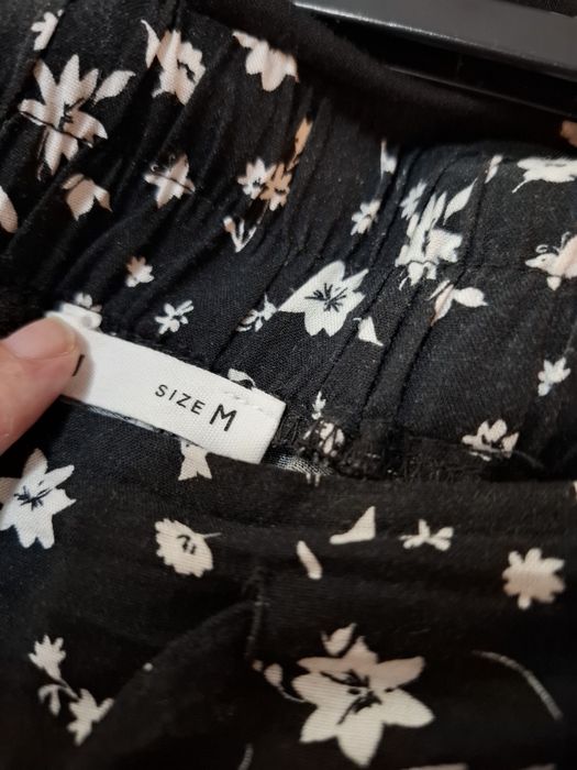 Pantaloni de vară