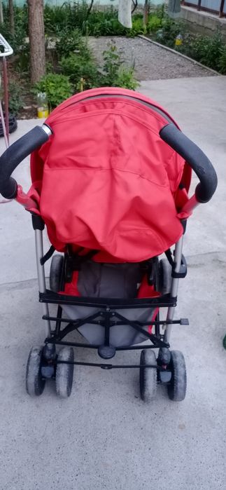 Коляска  chicco.