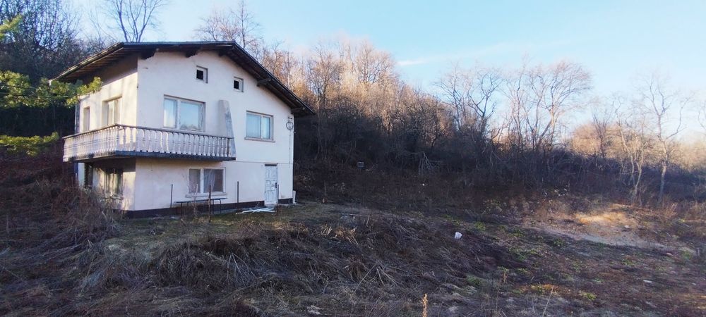 Продава се Къща в с. Студена, Област Перник - 72 кв.м за 1945 €/кв.м - Снимка #2