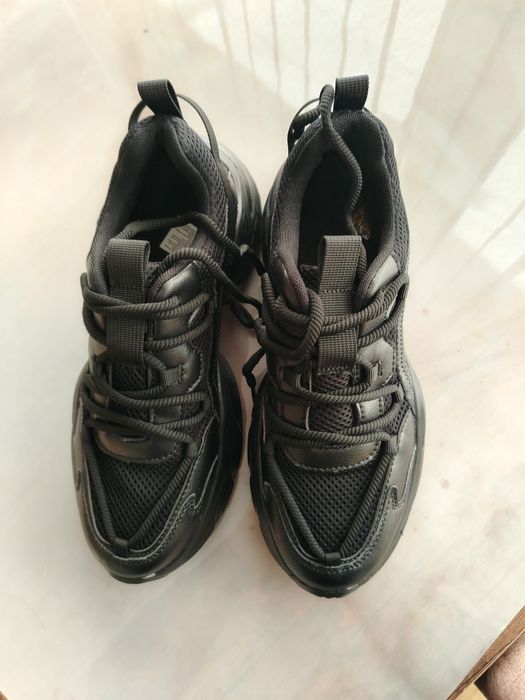 Дамски  модерни обувки 41 номер