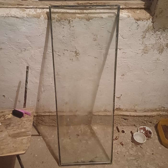 Пластик терезенің аинег