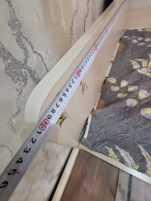 двухярусная кровать