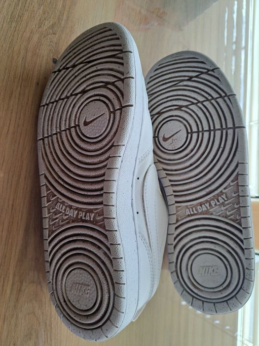 Маратонки Nike кожа за момиче