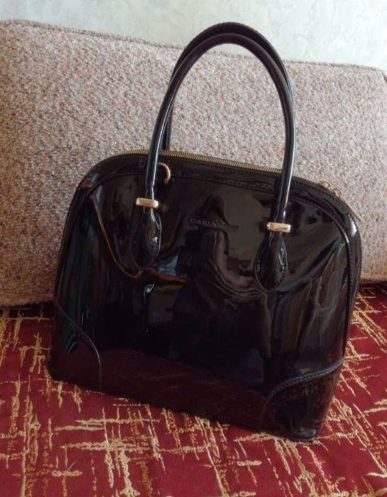 Лаковая женская сумка Дэвид Джонс