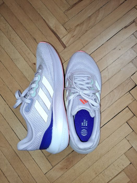 Adidas Cloud Foam