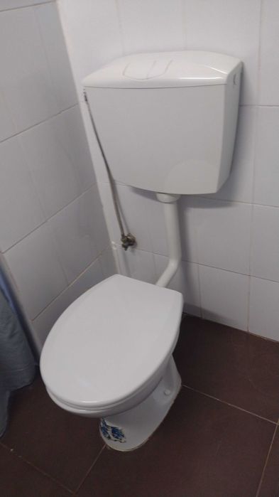 inchiriez garsoniera cu terasa IN CENTRU ,langa CASA MODEI