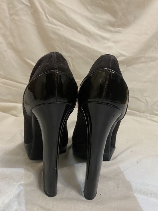 Туфли на каблуках